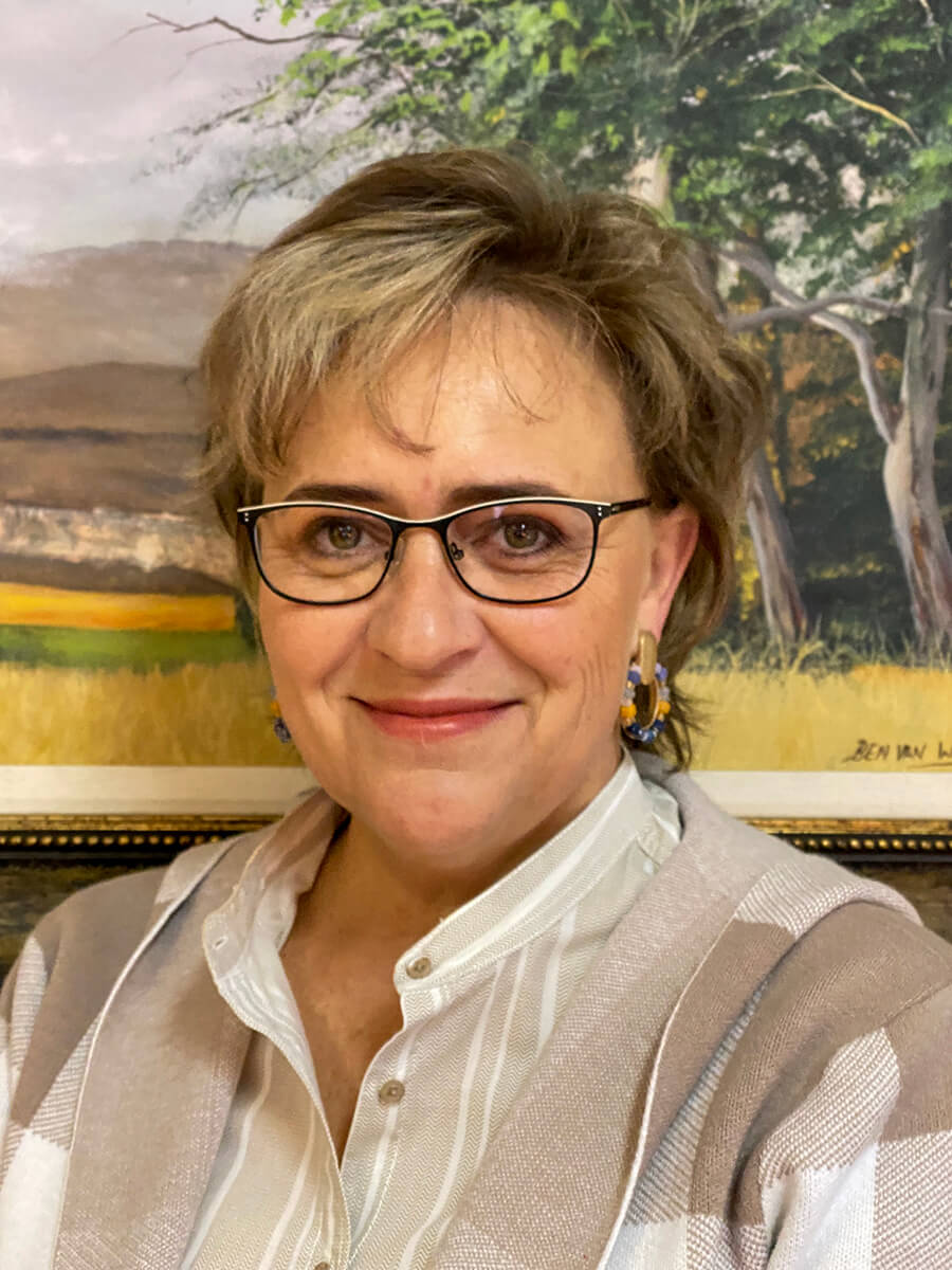 Tia de Wet - Finances Tia de Wet - Finances