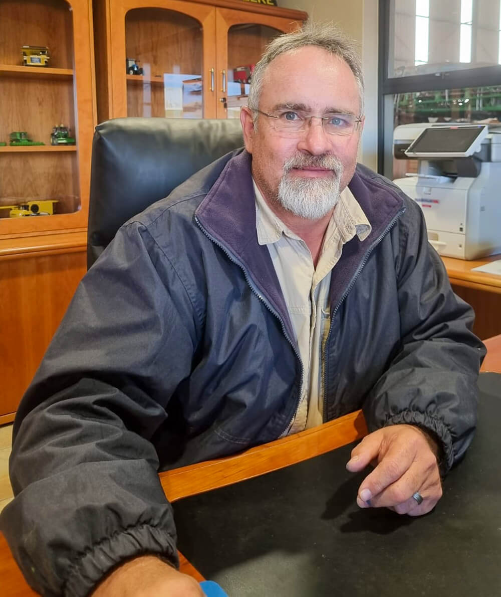 Bobby Thompson - Operations Manager Corné Taljaard - Operations Manager